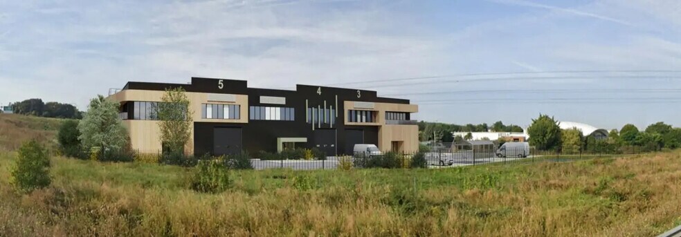 Flex in Villeparisis for lease - Building Photo - Image 3 of 6