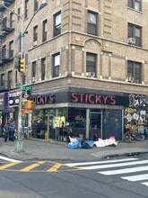 482-484 Third Ave, New York, NY for lease Interior Photo- Image 2 of 8