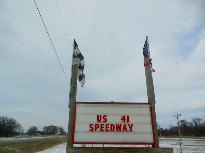 7437 N US Highway 41, Lake Village, IN for sale - Building Photo - Image 1 of 1