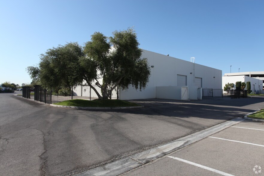 3600 W Reno Ave, Las Vegas, NV for lease - Building Photo - Image 2 of 2