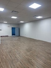 15315 66 Ave, Surrey, BC for lease Interior Photo- Image 1 of 2