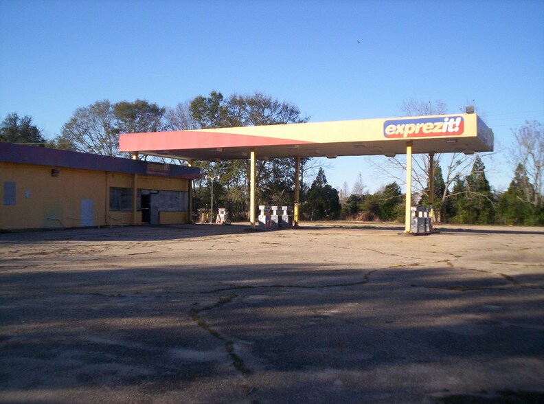 2982 Pat Thomas Pky, Quincy, FL for sale - Primary Photo - Image 1 of 1