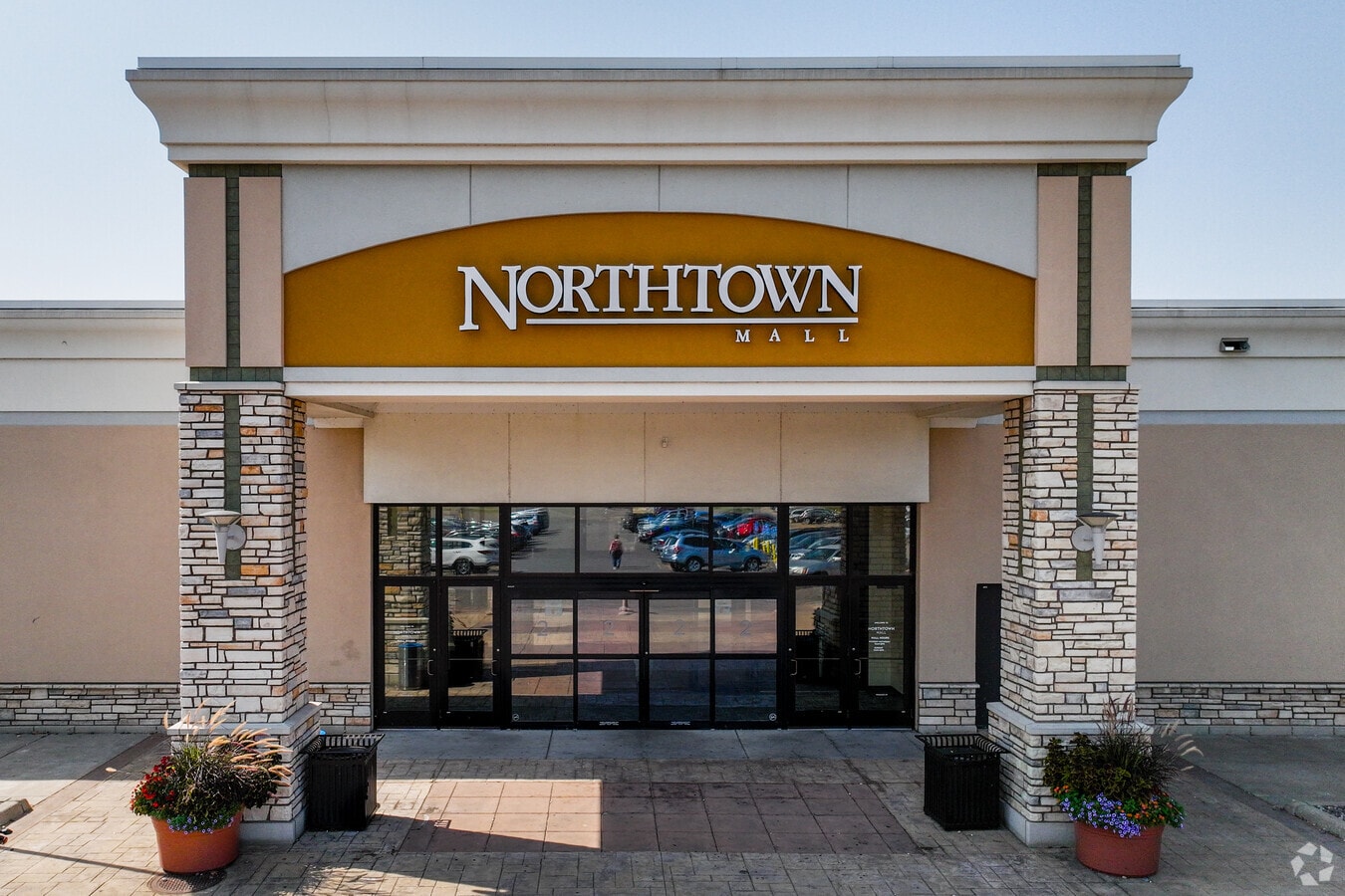 398 Northtown Dr, Blaine, MN 55434 Northtown Mall