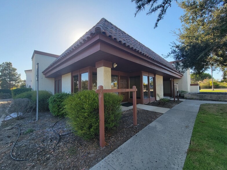 3775 Constellation Rd, Lompoc, CA for sale - Building Photo - Image 1 of 1