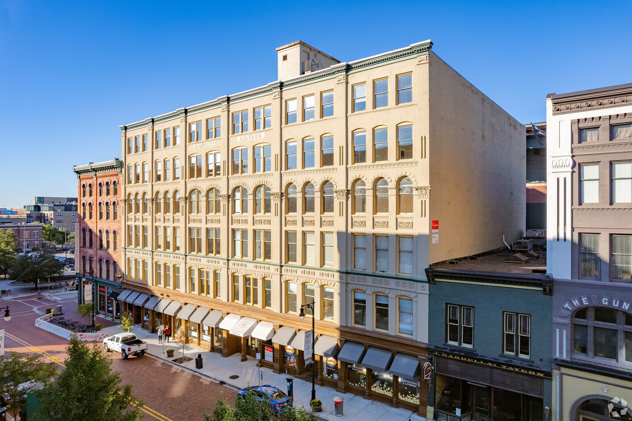 15 Ionia Ave SW, Grand Rapids, MI for sale Primary Photo- Image 1 of 1