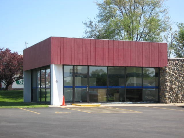 1419 LaPorte Rd, Waterloo, IA for sale Primary Photo- Image 1 of 1