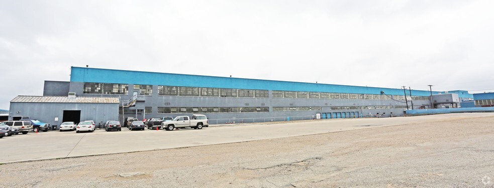 5200 E Grand Ave, Dallas, TX for lease - Building Photo - Image 3 of 13