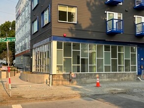 9208 20th Ave SW, Seattle, WA for lease Interior Photo- Image 2 of 28