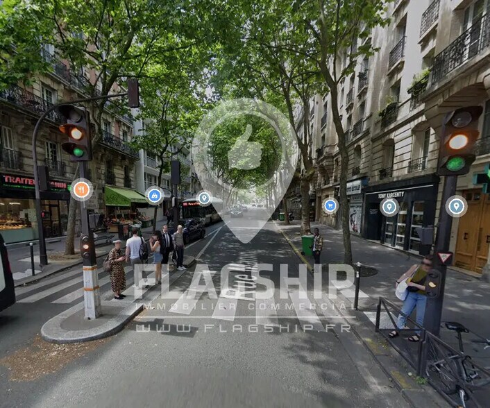 Retail in Paris for lease - Building Photo - Image 1 of 2