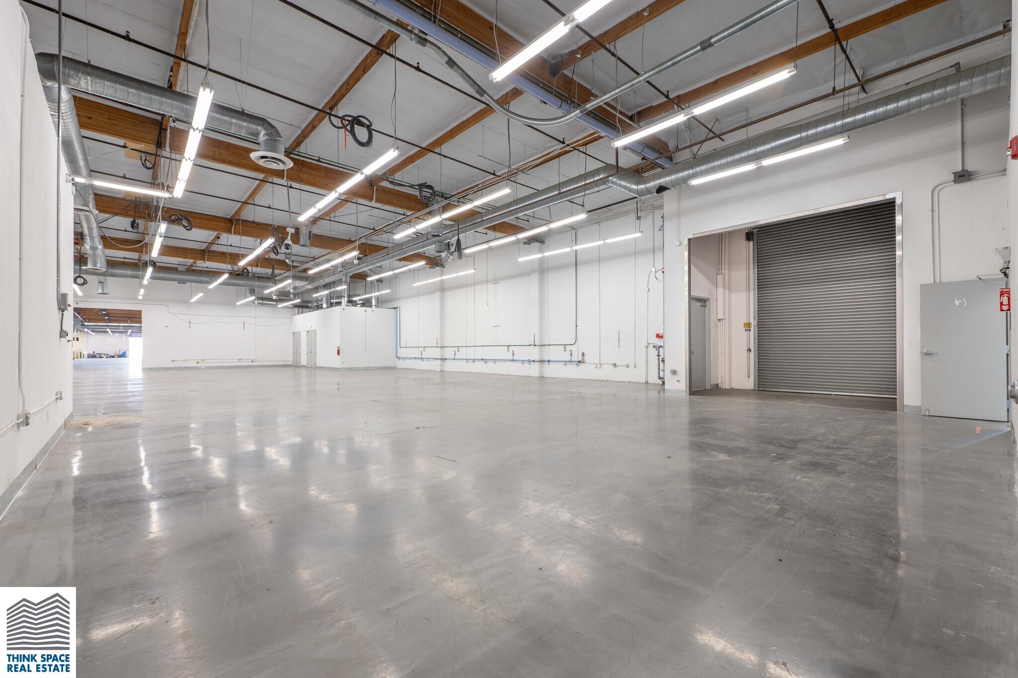 9419 Mason Ave, Chatsworth, CA for lease Interior Photo- Image 1 of 13