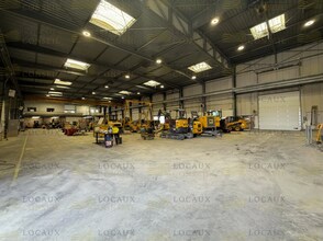 Flex in Roissy-en-France for lease Interior Photo- Image 1 of 3