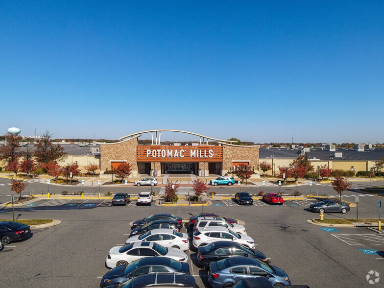 2700 Potomac Mills Cir, Woodbridge, VA for sale - Building Photo - Image 1 of 1