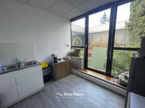 8 Chemin Du Jubin, Dardilly for lease Interior Photo- Image 1 of 5