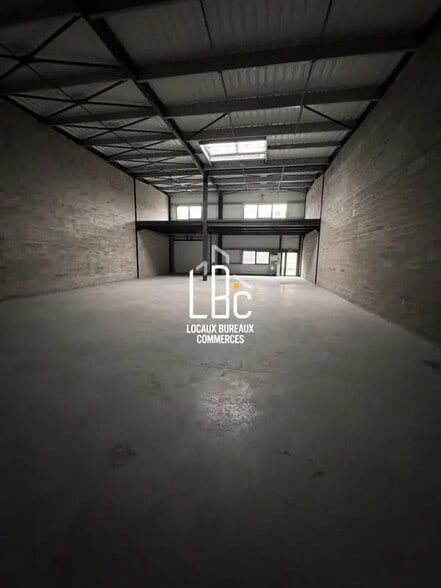 7 Rue De La Maladrie, Vertou for lease - Interior Photo - Image 3 of 17