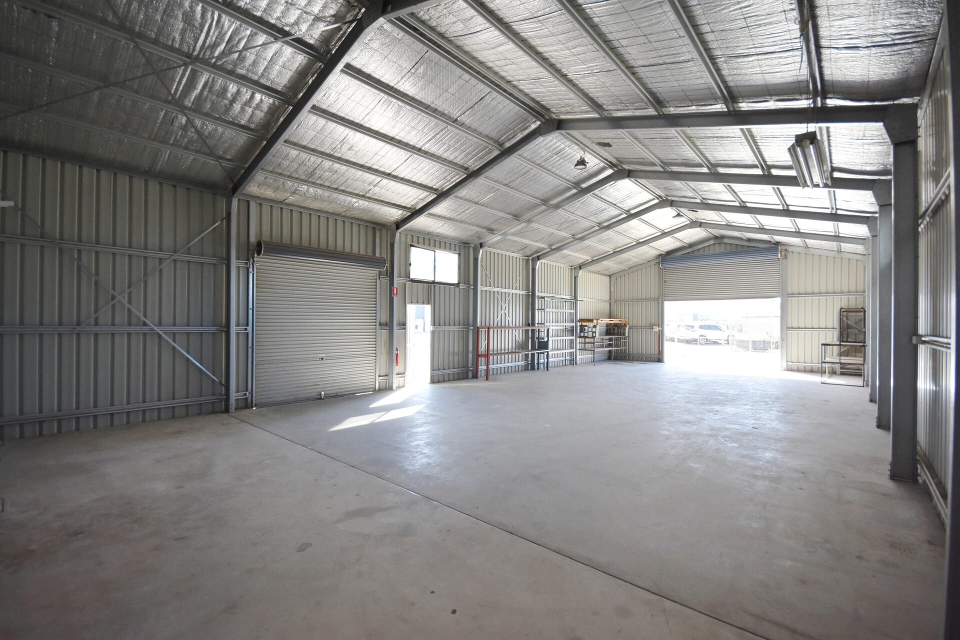 1014 Nowra St, North Albury for lease Interior Photo- Image 1 of 2
