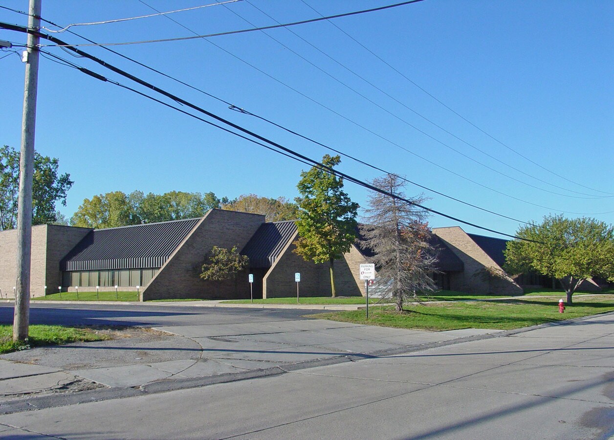 5500 Enterprise Ct, Warren, MI 48092 Flex for Sale