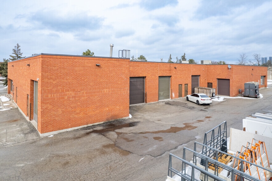 100 Marycroft Ave, Vaughan, ON for lease - Building Photo - Image 2 of 2