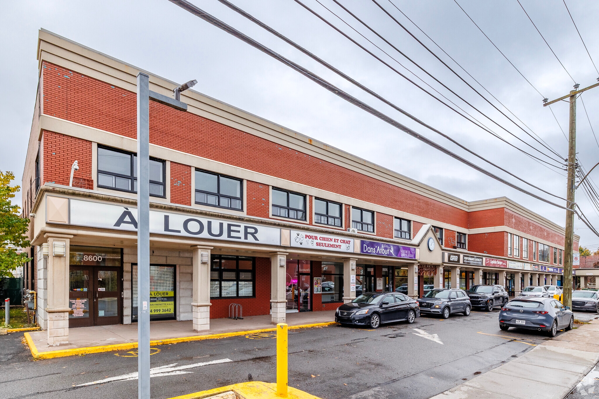 8600-8630 Rue Centrale, Montréal, QC for lease Primary Photo- Image 1 of 11