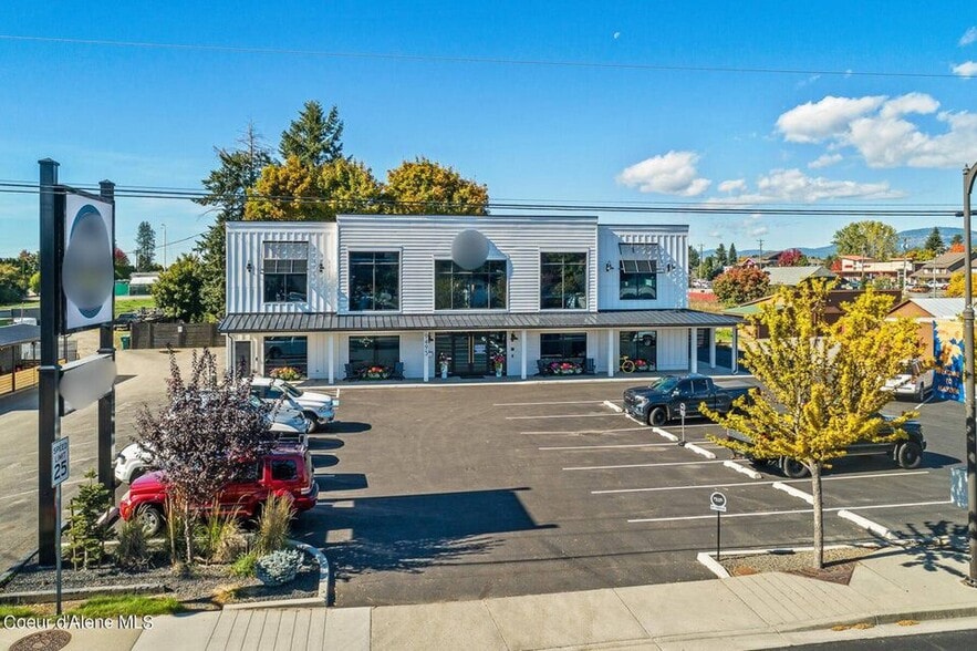 9493 N Government Way, Hayden, ID for sale - Building Photo - Image 2 of 26