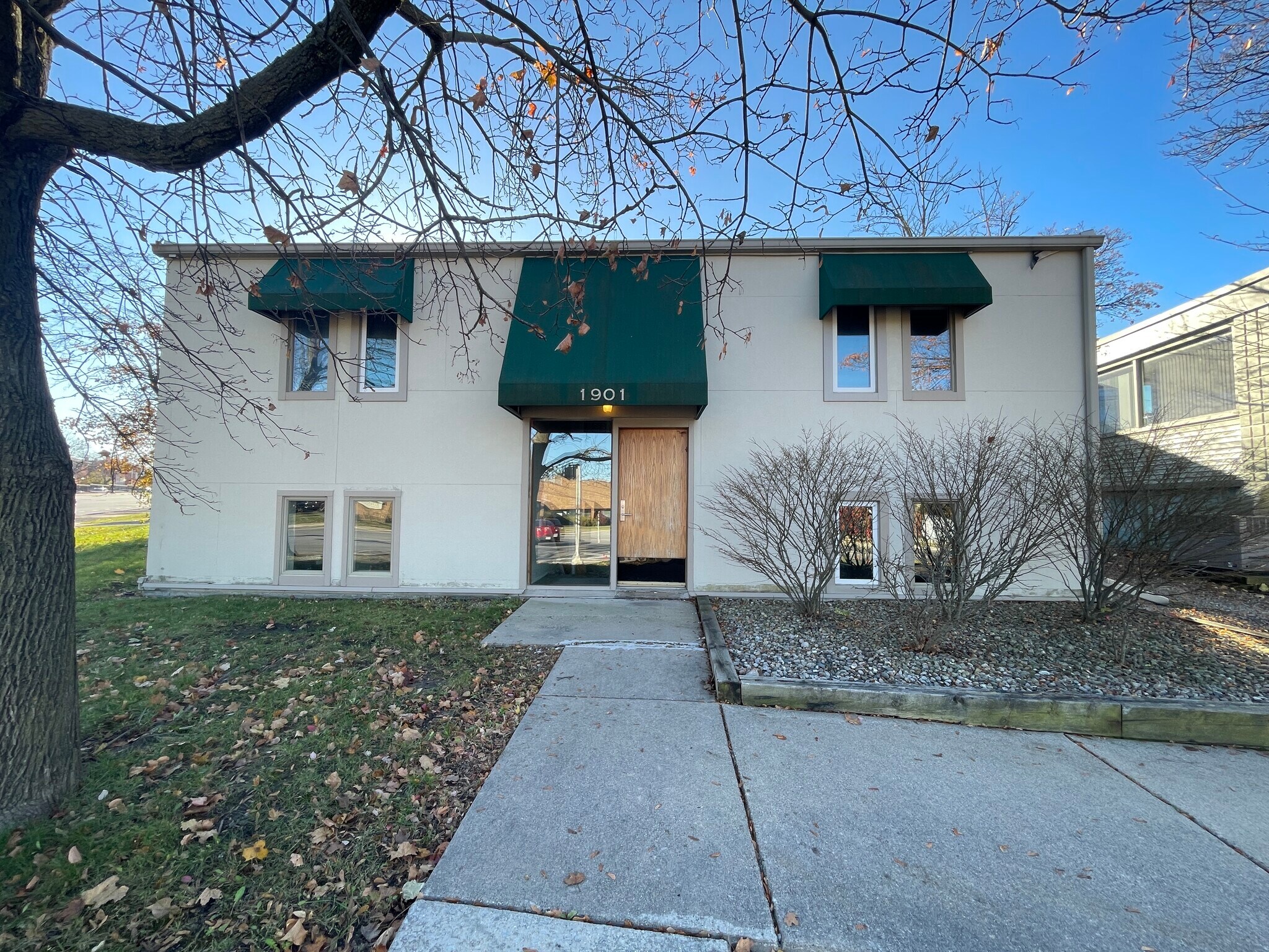 1901 Pauline Blvd, Ann Arbor, MI for lease Building Photo- Image 1 of 4