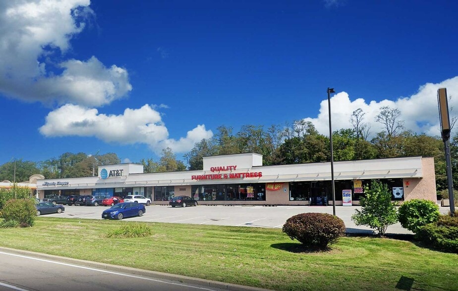 1930 South Rd, Poughkeepsie, NY for lease - Building Photo - Image 2 of 5