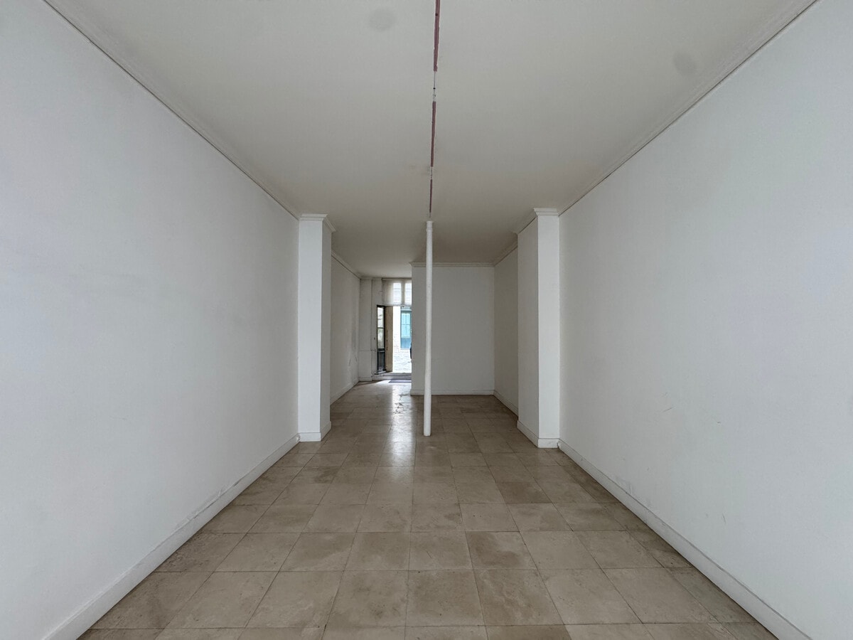 54 Rue De Verneuil, Paris, PAR 75007 -  -  - Interior Photo - Image 1 of 5