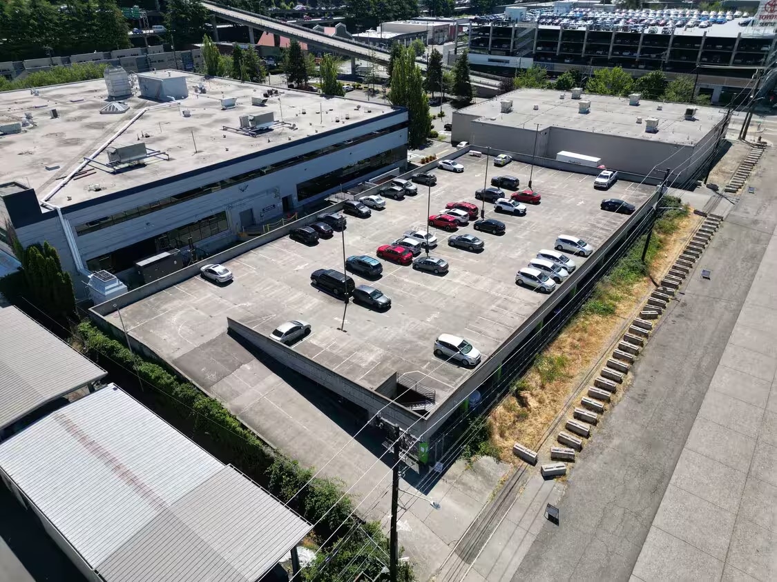 1737 Airport Way S, Seattle, WA for lease Building Photo- Image 1 of 2