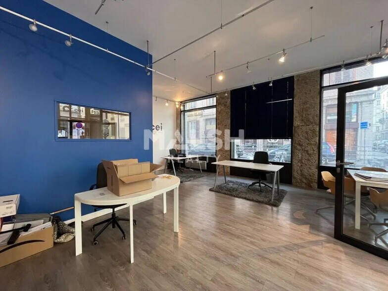Retail in Lyon for lease - Interior Photo - Image 3 of 8