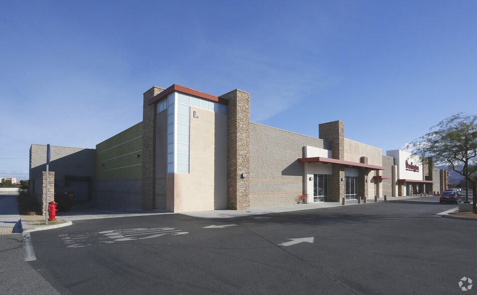 5200 E Ramon Rd, Palm Springs, CA for sale - Primary Photo - Image 1 of 1