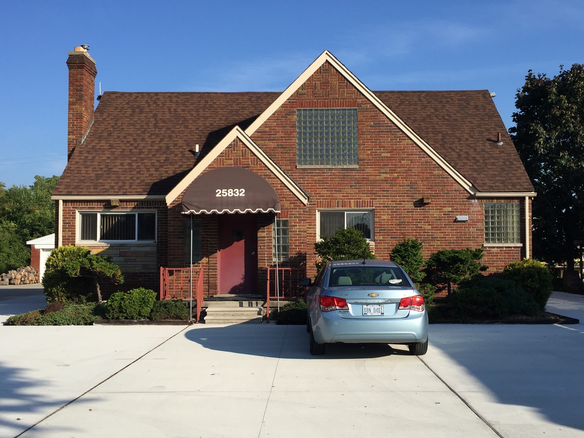 25832 Joy Rd, Redford, MI for sale Primary Photo- Image 1 of 1