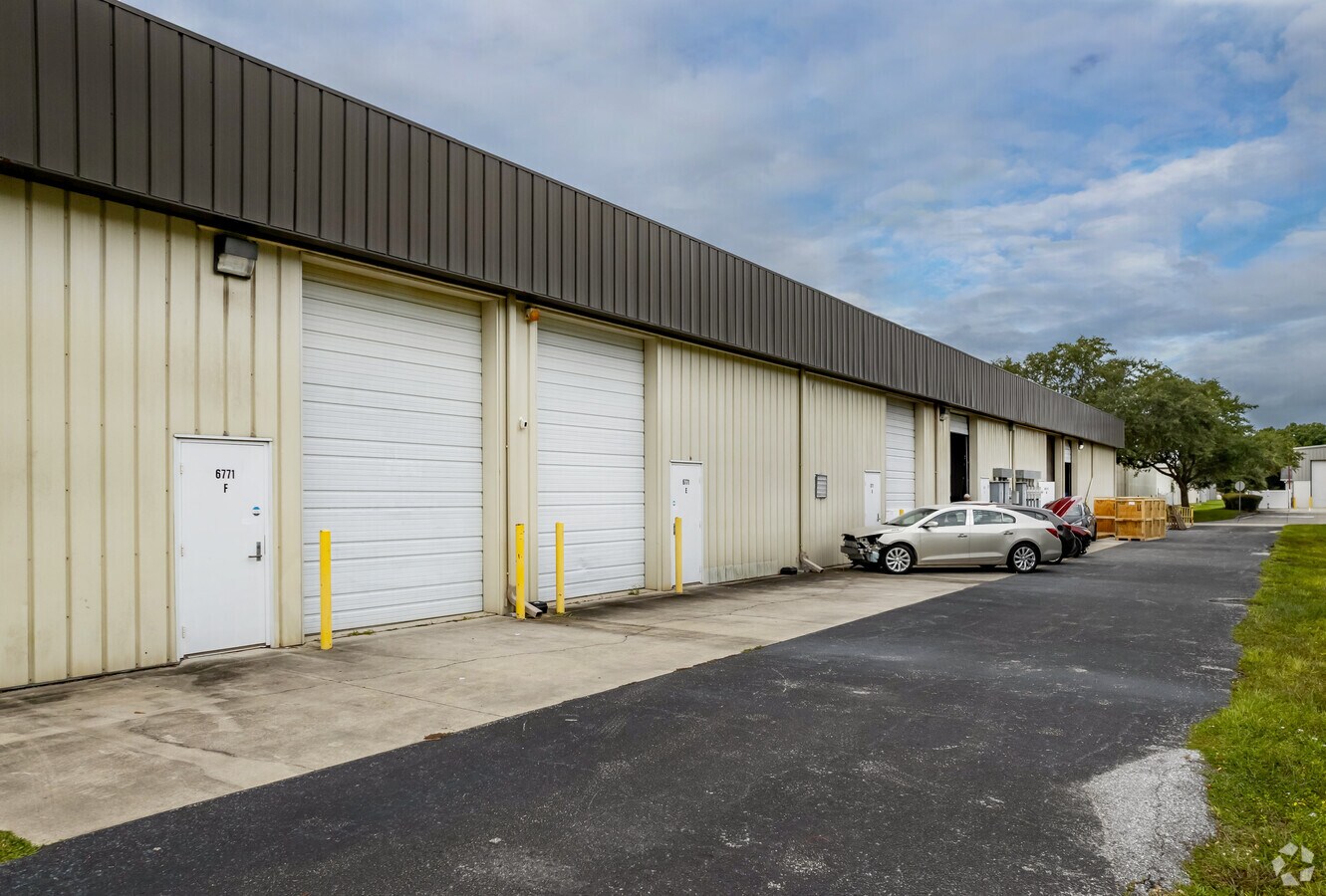 6771 Whitfield Industrial Ave, Sarasota, FL 34243