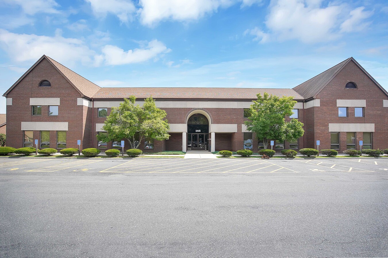 146 Hazard Ave, Enfield, CT 06082