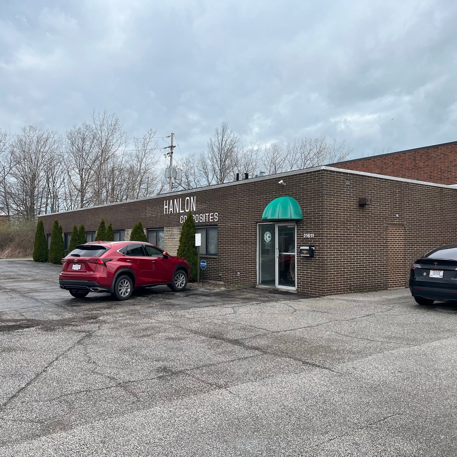 21611 Tungsten Rd, Euclid, OH for sale Primary Photo- Image 1 of 1