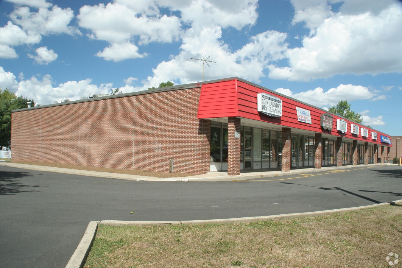 1331 Magie Ave, Union, NJ 07083