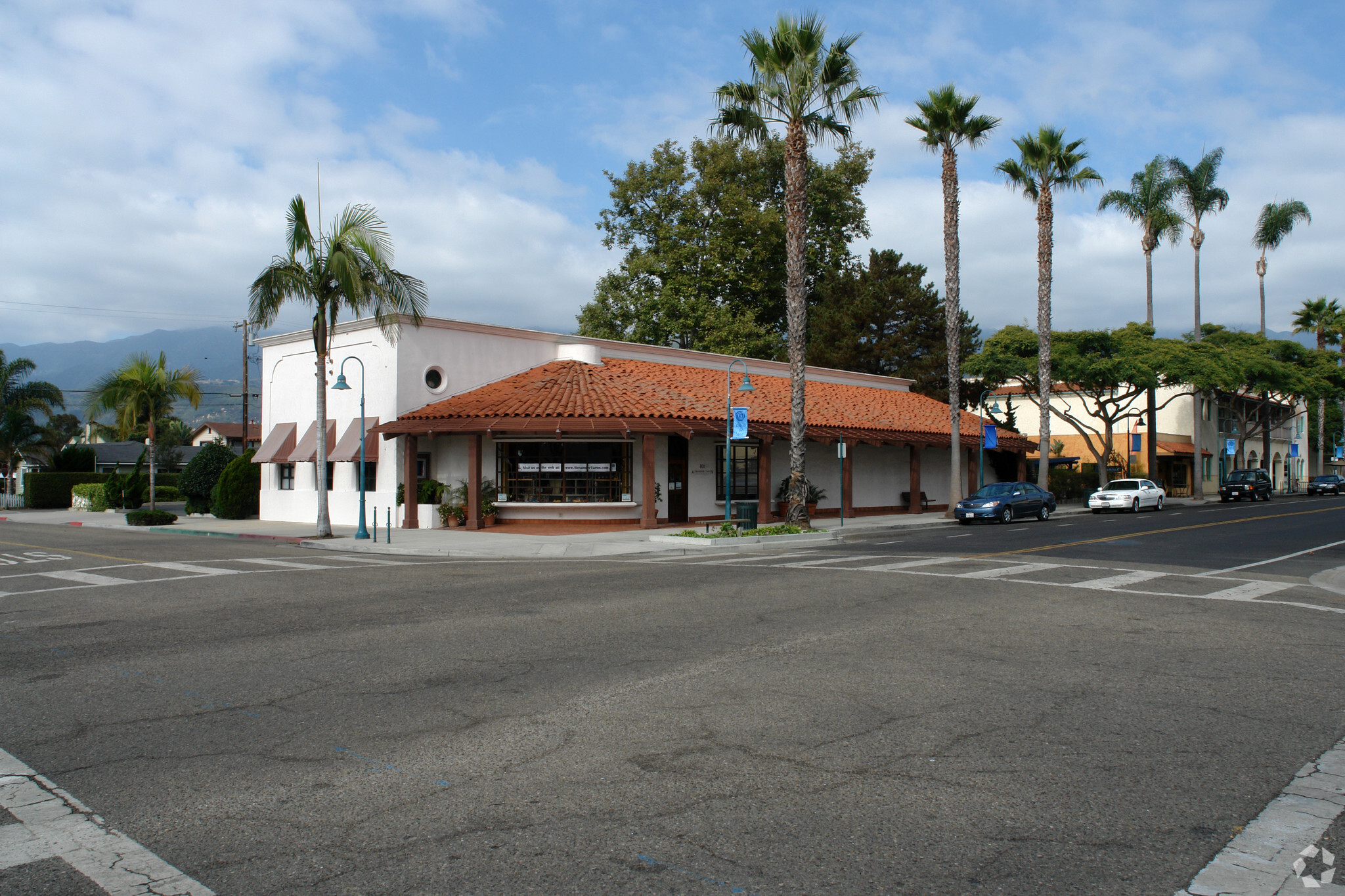 801 Linden Ave, Carpinteria, CA for lease Building Photo- Image 1 of 11