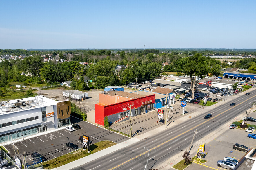 5220-5244 Boul des Laurentides, Laval, QC for lease - Aerial - Image 3 of 4