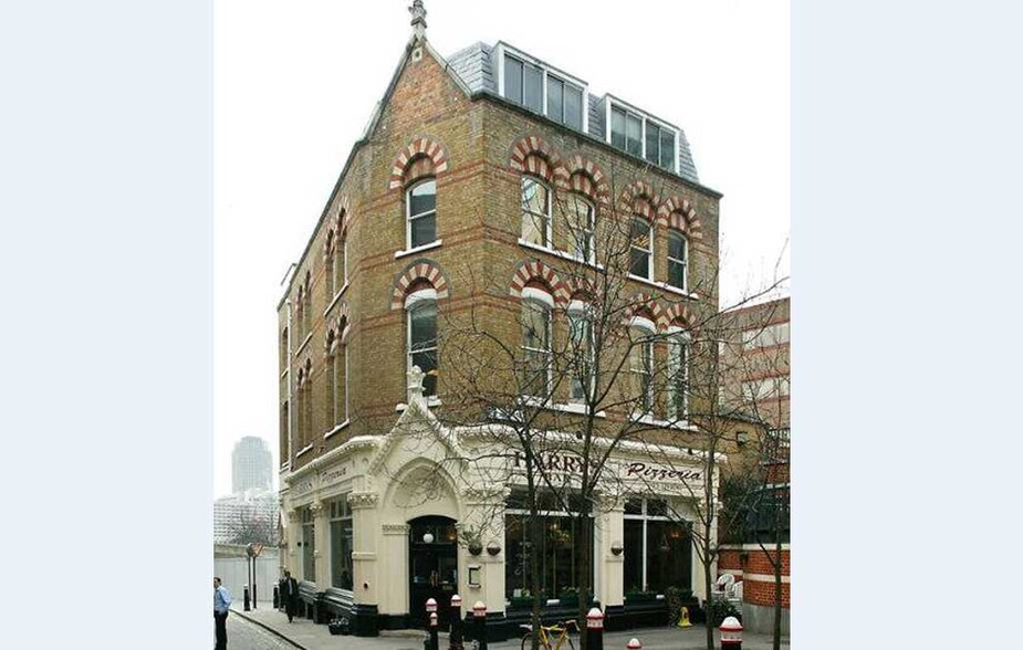 15-17 Black Friars Ln, London for lease - Building Photo - Image 1 of 2