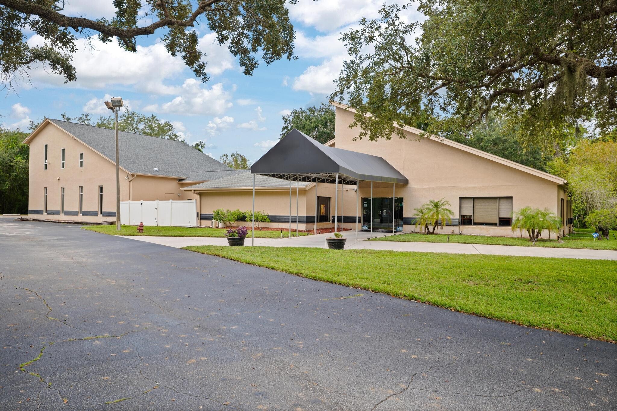 3730 Tampa Rd, Palm Harbor, FL for lease Building Photo- Image 1 of 5