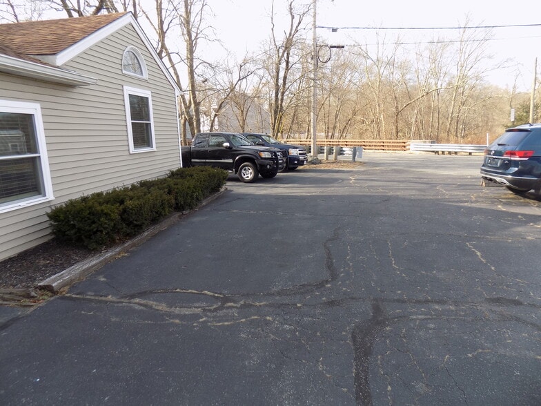 396 Winthrop St, Taunton, MA for sale - Building Photo - Image 3 of 14