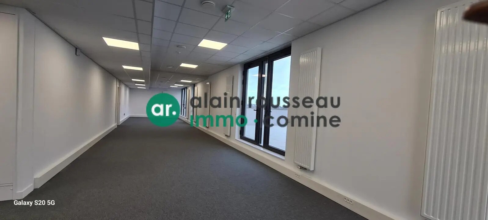 Office in Angers for lease Interior Photo- Image 1 of 5