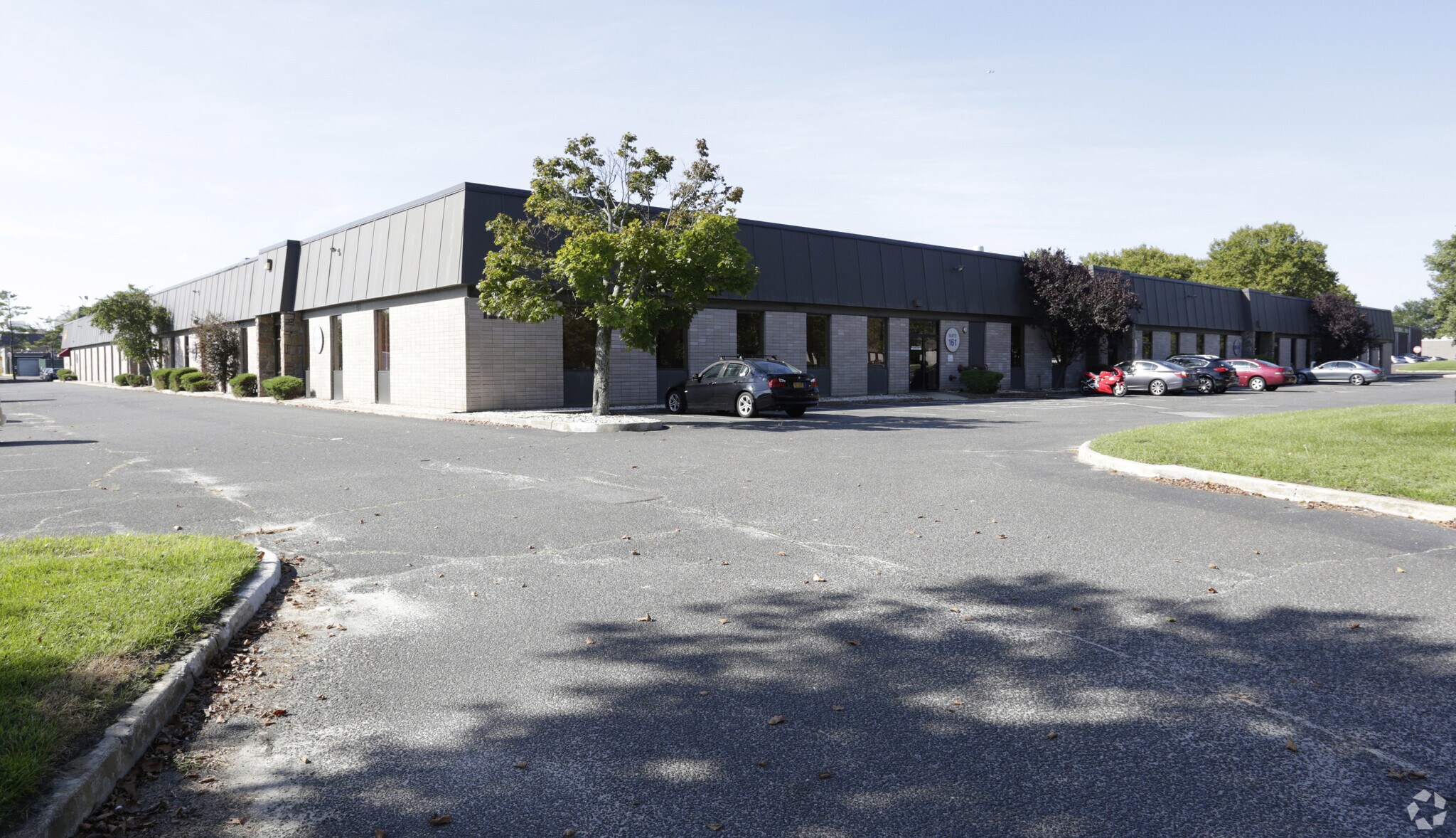 125 Wilbur Pl, Bohemia, NY 11716 Industrial Space for Lease