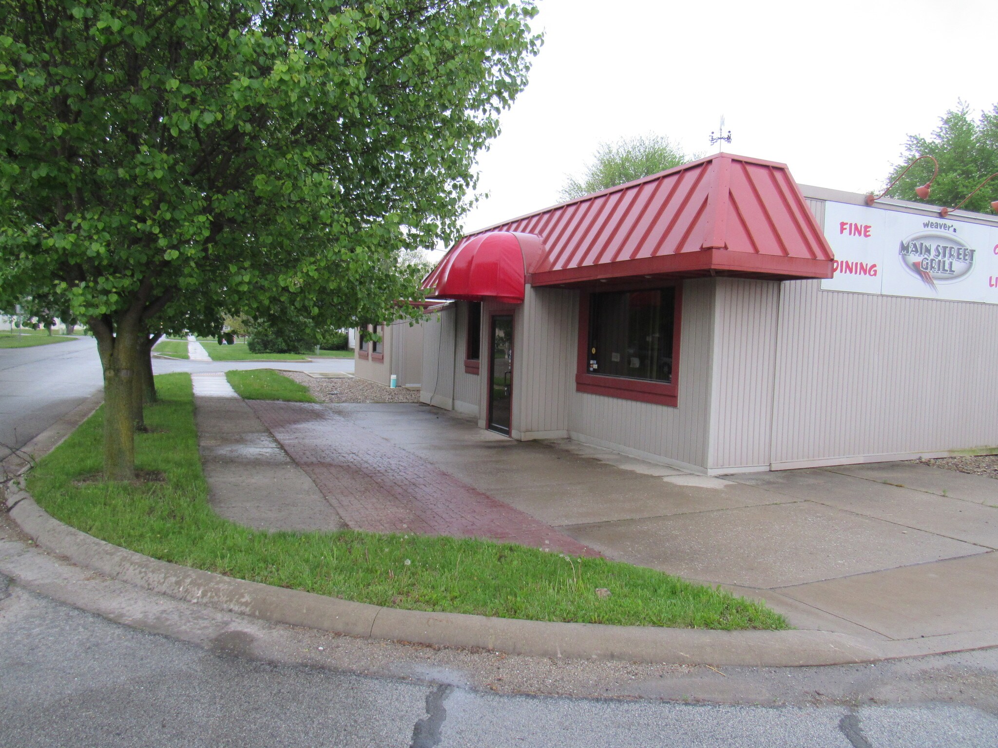 102 S Main St, Sweetser, IN for sale Primary Photo- Image 1 of 1