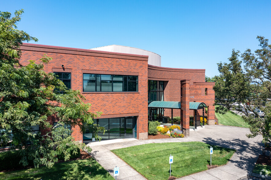 16703 SE McGillivray Blvd, Vancouver, WA for lease - Primary Photo - Image 1 of 10