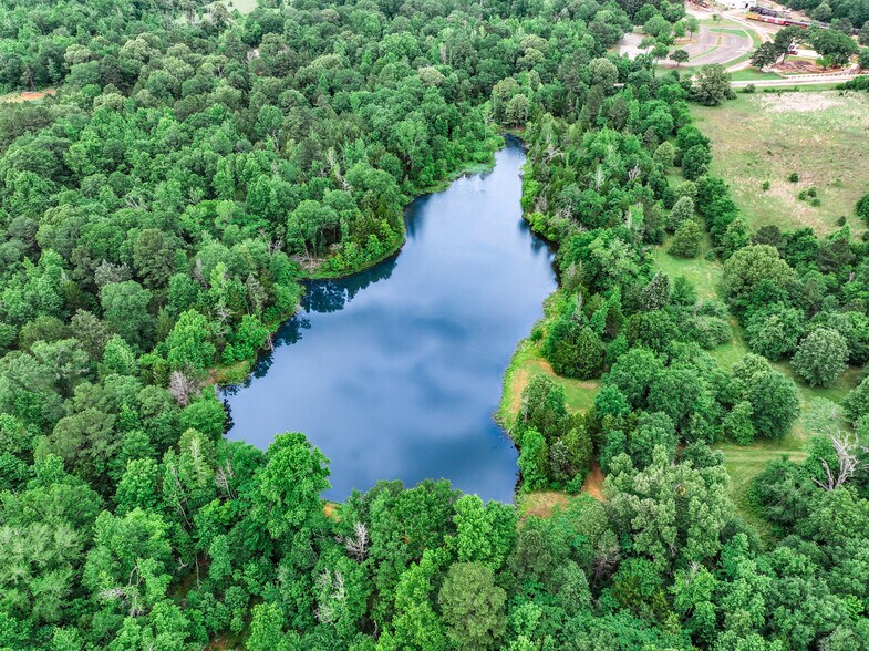 3732 E US Highway 84, Palestine, TX for sale - Aerial - Image 3 of 104