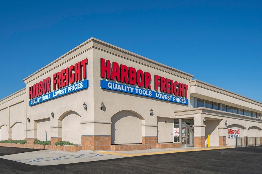 250 N Harbor Blvd La Habra Ca 90631 Loopnet Com