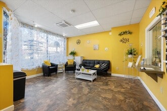 225 Genesee St, Chittenango, NY for lease Interior Photo- Image 2 of 31