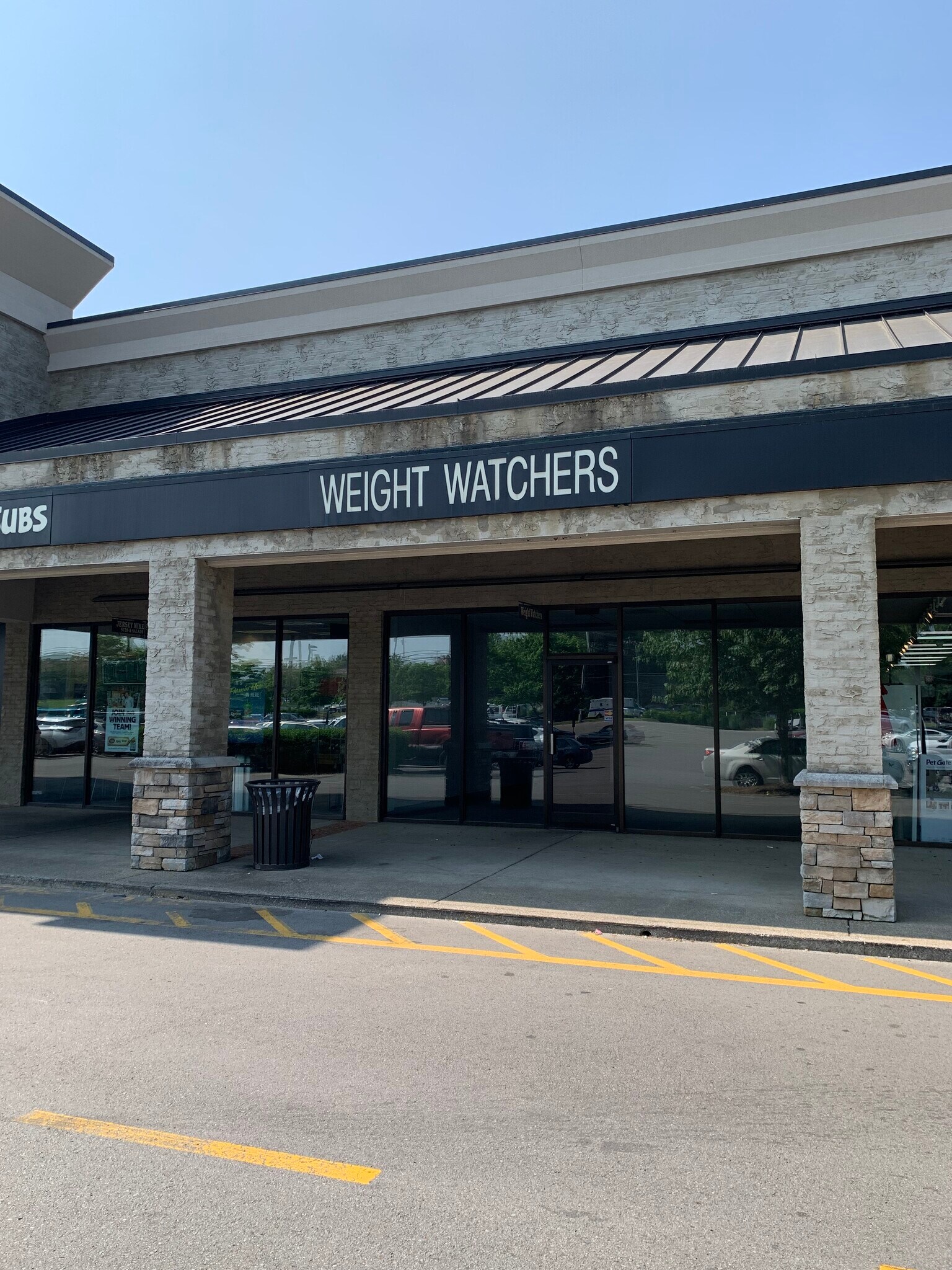 1010 Murfreesboro Rd, Franklin, TN 37064 The Maples Shopping Center