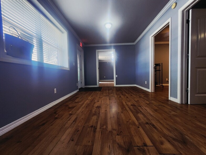 312 N Broadway St, Checotah, OK for sale - Building Photo - Image 3 of 5