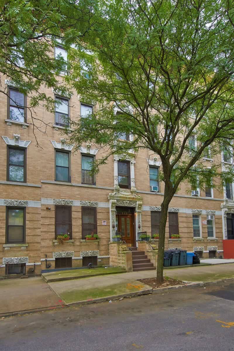 740 Park Pl, Brooklyn, NY for sale Primary Photo- Image 1 of 1