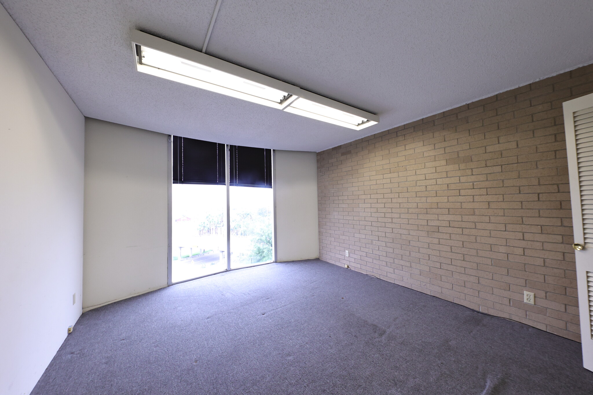 710-724 Buffalo St, Corpus Christi, TX for lease Interior Photo- Image 1 of 4